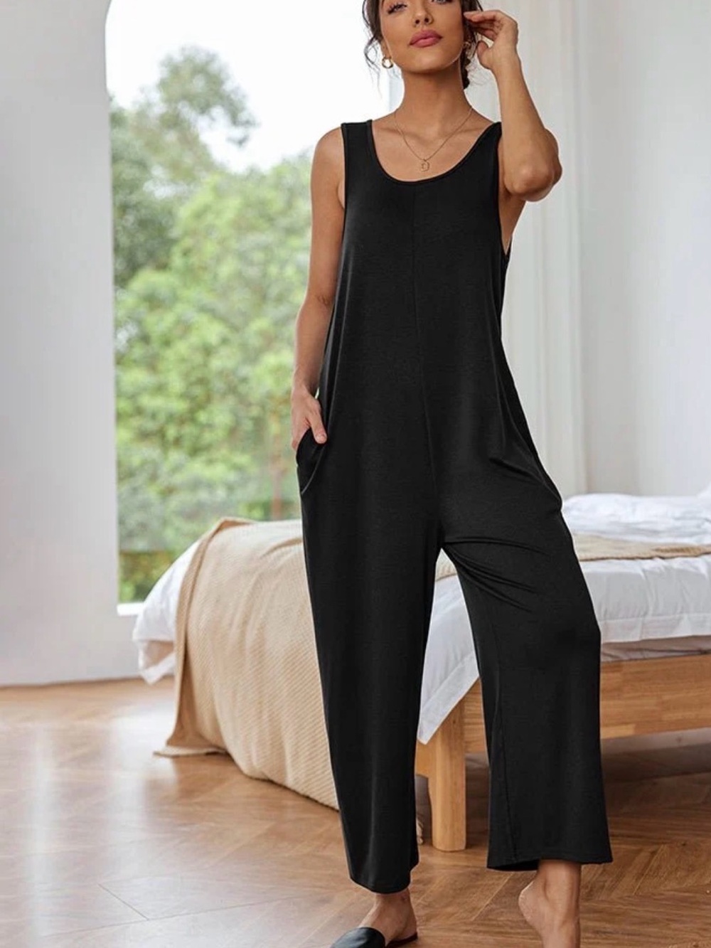 2XL Black Sleeveless Wide-Leg Jumpsuit with Pockets